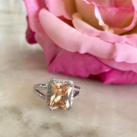 Princess Cut Peach Morganite Ring - Picture 4 of 9
